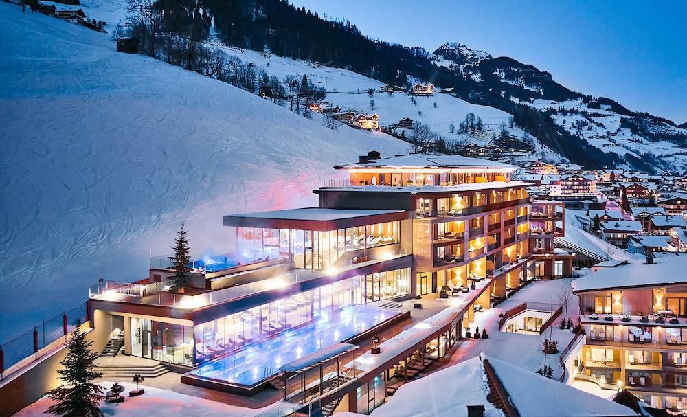 Hotel Edelweiss - Salzburg Mountain 5*